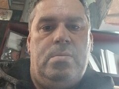 Doamna intre 52-53 ani fara obligatii